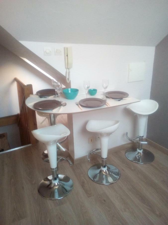 Lumineux T2 Vieille Ville 3Pers Parking Gratuit - By La Source D'Orfee Boulogne-sur-Mer Exterior photo